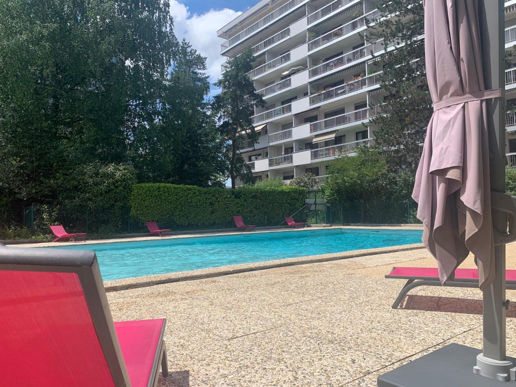 Kusmi Love Piscine Proche Du Lac Annecy Dış mekan fotoğraf